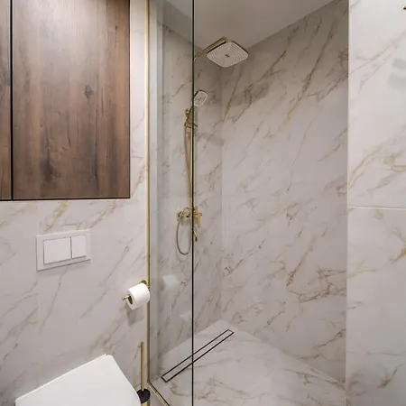 Osapart In A Complex Great Britain 3