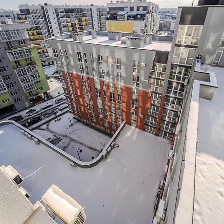 Osapart In A Complex Great Britain 3 *