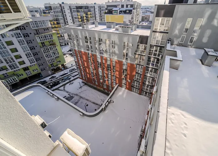 Osapart In A Complex Great Britain 3 *